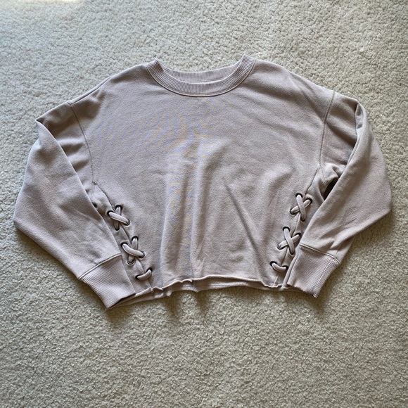 Aerie Crewneck - Picture 1 of 3